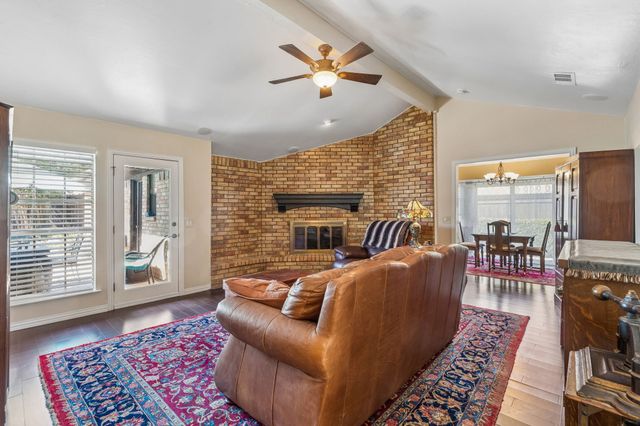 2520 Flagstone Drive, Plano, TX 75075