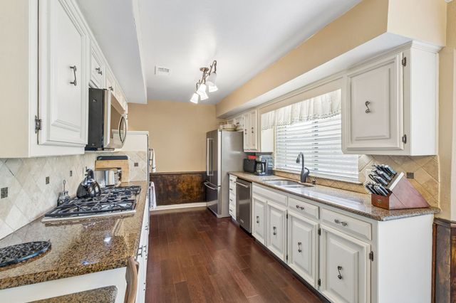 2520 Flagstone Drive, Plano, TX 75075