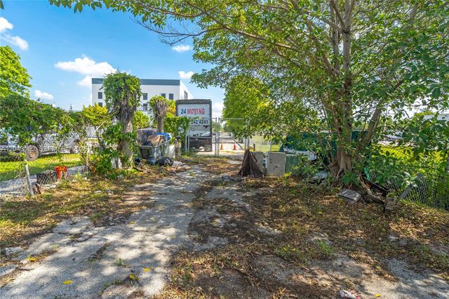 651 NW 106th Street, Miami, FL 33150