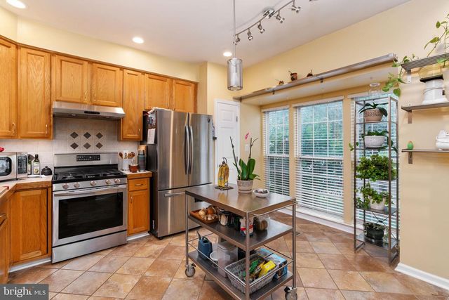 2580 SYLVAN MOOR LN, Woodbridge, VA 22191