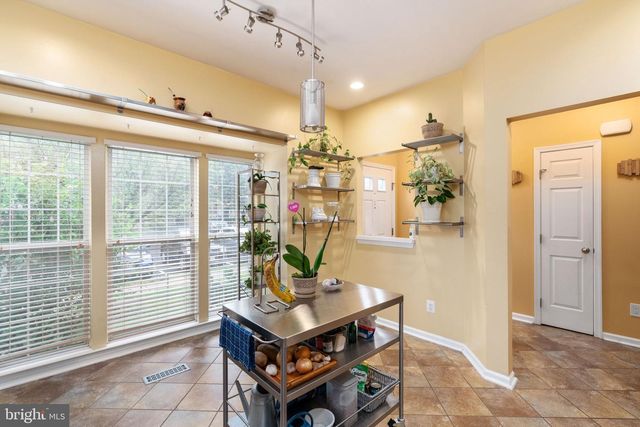 2580 SYLVAN MOOR LN, Woodbridge, VA 22191