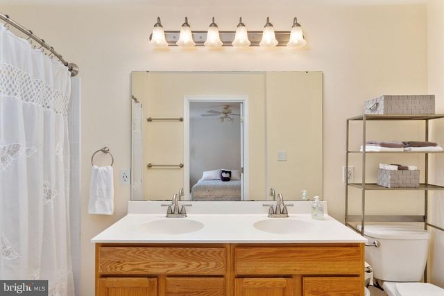 2580 SYLVAN MOOR LN, Woodbridge, VA 22191
