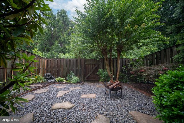 2580 SYLVAN MOOR LN, Woodbridge, VA 22191