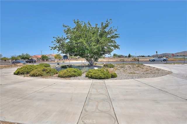 20916 Thunderbird, Apple Valley, CA 92307