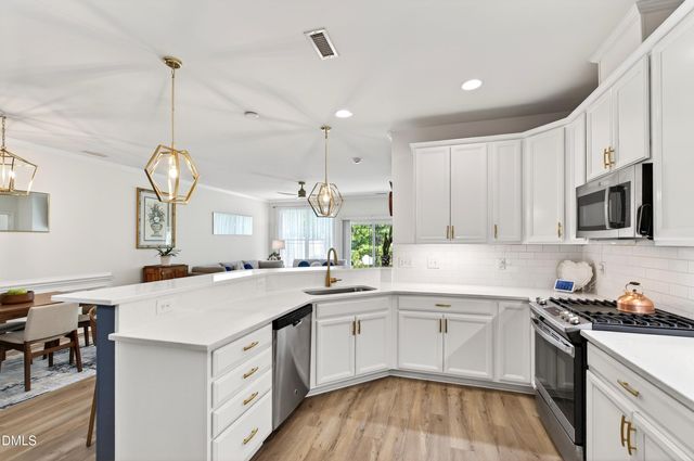 225 Mayfield Drive, Apex, NC 27539