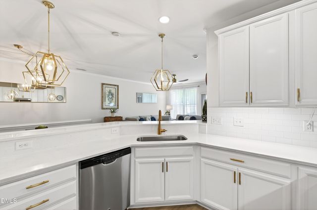 225 Mayfield Drive, Apex, NC 27539