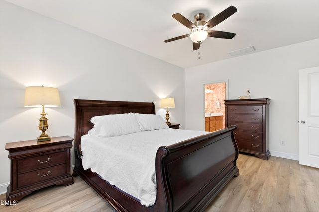 225 Mayfield Drive, Apex, NC 27539