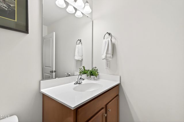 225 Mayfield Drive, Apex, NC 27539