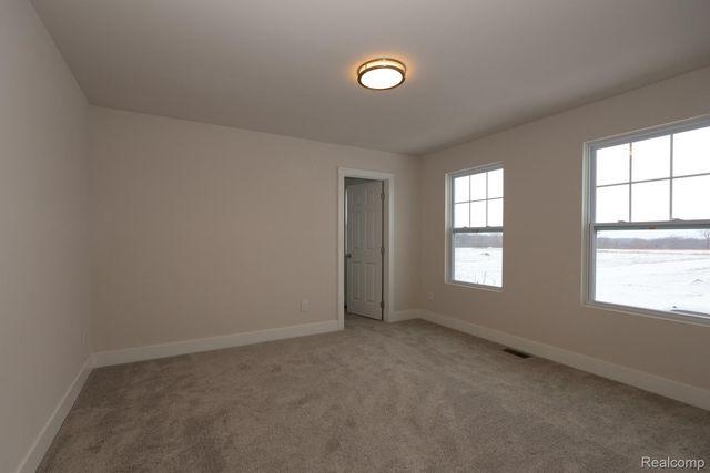 653 Swift Creek Drive, Chelsea, MI 48118