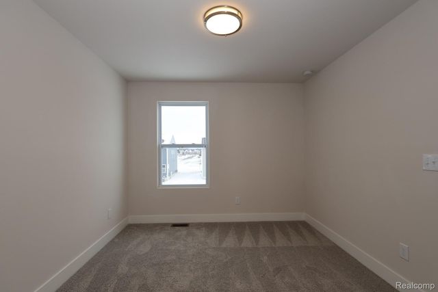 653 Swift Creek Drive, Chelsea, MI 48118