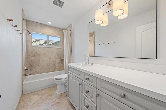 76 Princewood Lane, Palm Beach Gardens, FL 33410