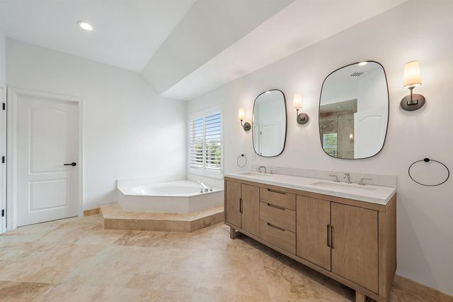 76 Princewood Lane, Palm Beach Gardens, FL 33410