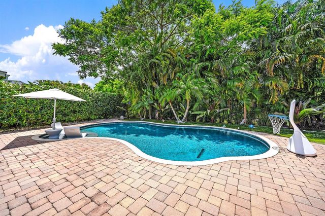 76 Princewood Lane, Palm Beach Gardens, FL 33410