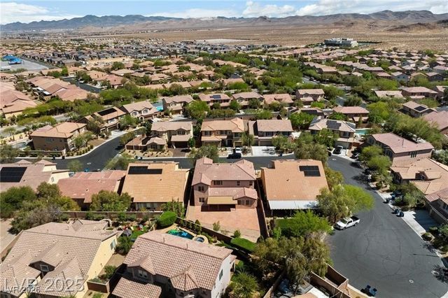 10281 Wolves Den Lane, Las Vegas, NV 89178