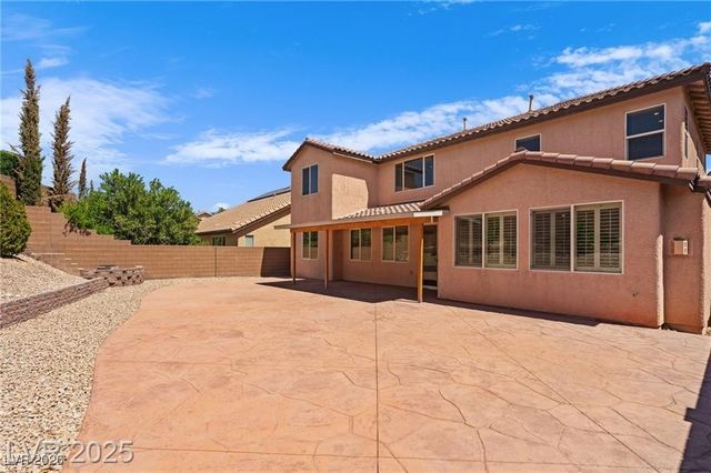 10281 Wolves Den Lane, Las Vegas, NV 89178