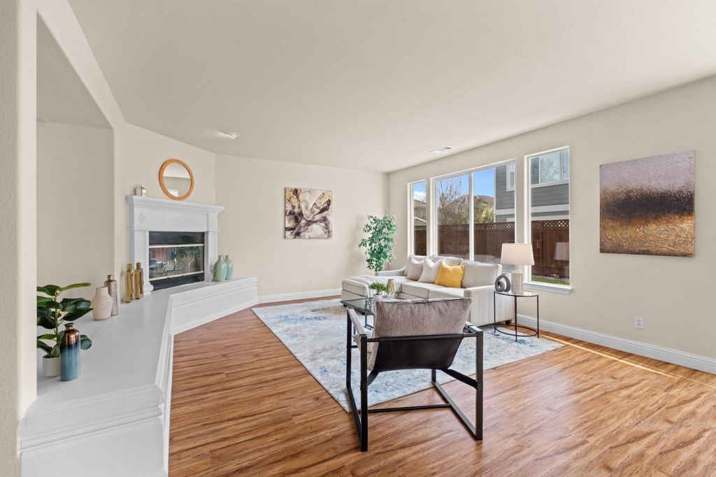 Image 12 of property listing at 4730 Westwood Ct, Dublin, CA 94568