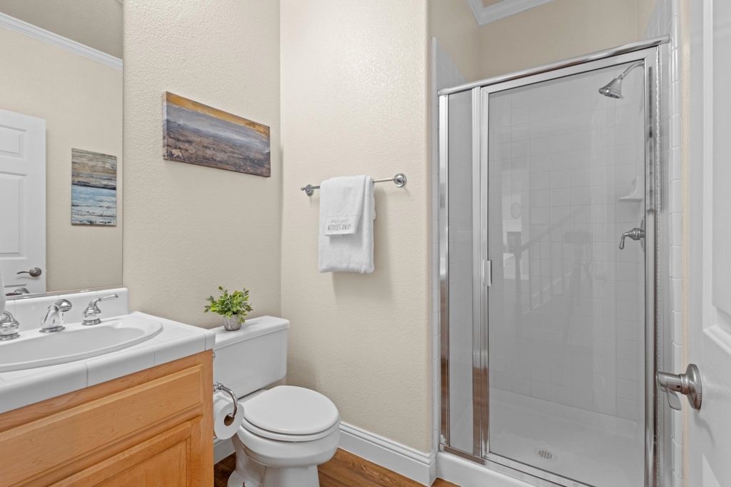 Image 22 of property listing at 4730 Westwood Ct, Dublin, CA 94568