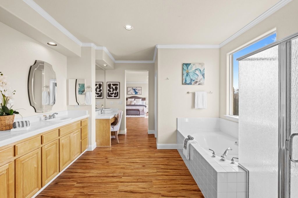 Image 40 of property listing at 4730 Westwood Ct, Dublin, CA 94568