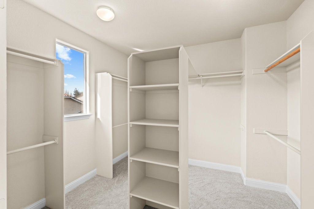 Image 43 of property listing at 4730 Westwood Ct, Dublin, CA 94568