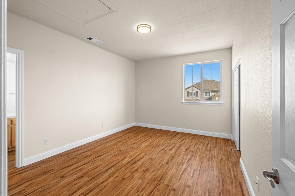 Image 48 of property listing at 4730 Westwood Ct, Dublin, CA 94568