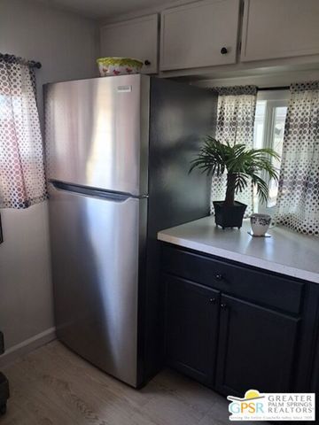 13 Lincoln Avenue, Cathedral City, CA 92234