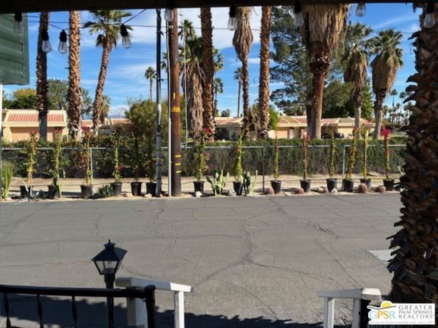 13 Lincoln Avenue, Cathedral City, CA 92234