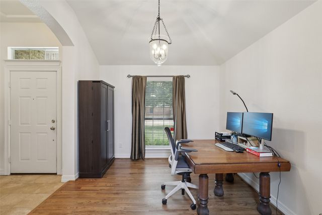 4109 Aqueduct Drive, Denton, TX 76210