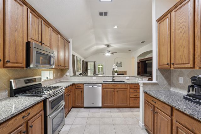 4109 Aqueduct Drive, Denton, TX 76210