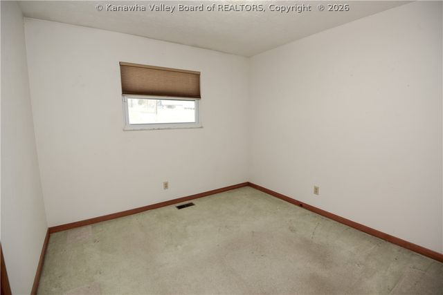 8917 Coal River Road, St Albans, WV 25177