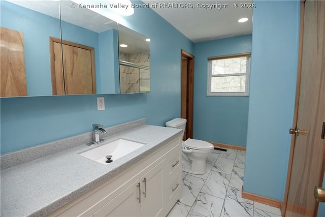 8917 Coal River Road, St Albans, WV 25177