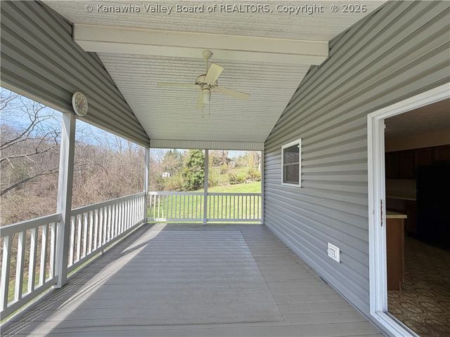 8917 Coal River Road, St Albans, WV 25177