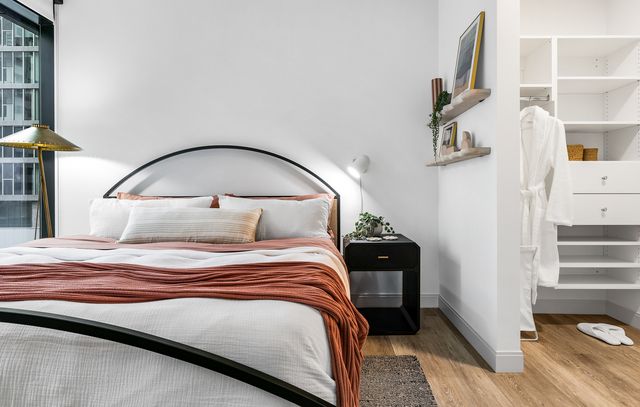 218 E Grand Avenue 606, Chicago, IL 60611