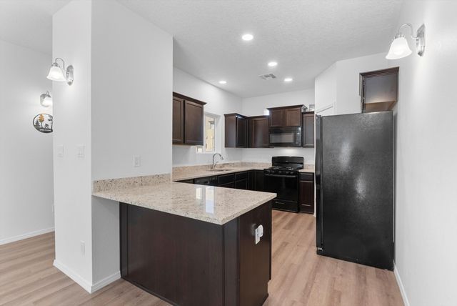 311 SAN CLEMENTE Avenue NW, Albuquerque, NM 87107