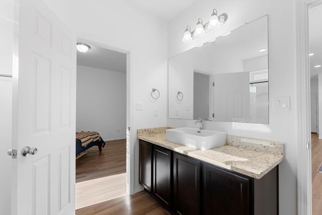 311 SAN CLEMENTE Avenue NW, Albuquerque, NM 87107