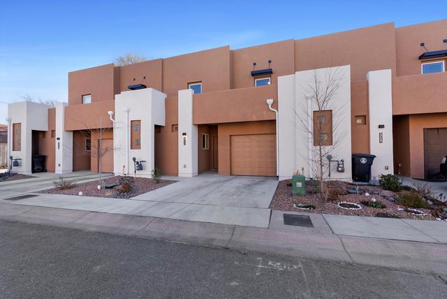 311 SAN CLEMENTE Avenue NW, Albuquerque, NM 87107