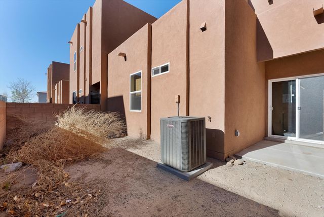 311 SAN CLEMENTE Avenue NW, Albuquerque, NM 87107