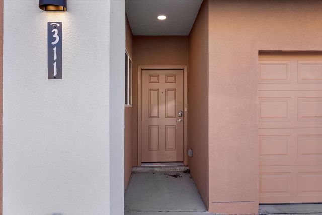 311 SAN CLEMENTE Avenue NW, Albuquerque, NM 87107