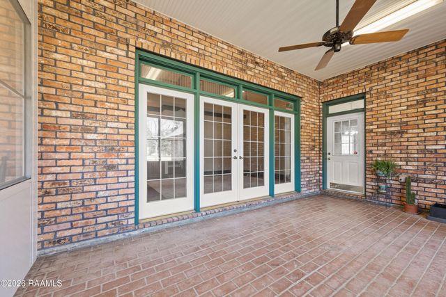 1110 Mardi Gras Road, Carencro, LA 70520