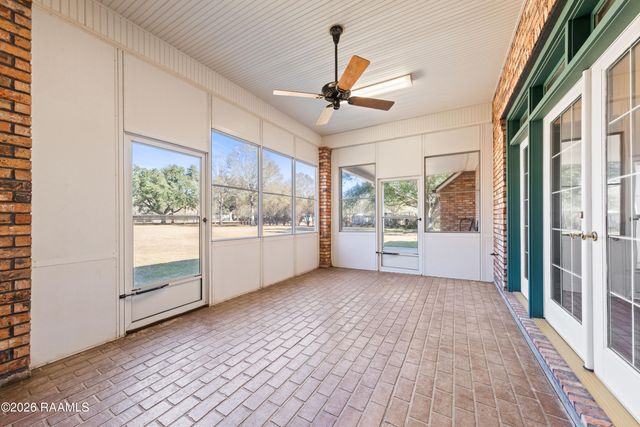 1110 Mardi Gras Road, Carencro, LA 70520