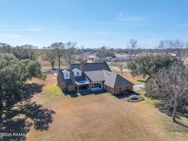 1110 Mardi Gras Road, Carencro, LA 70520