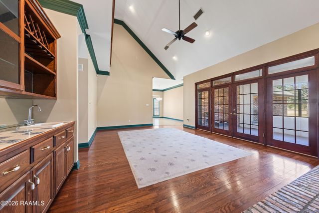 1110 Mardi Gras Road, Carencro, LA 70520