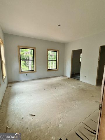 320 East Ridge Ln, Ellijay, GA 30536