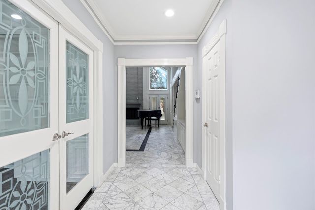 11507 Del Monte Drive, Houston, TX 77077