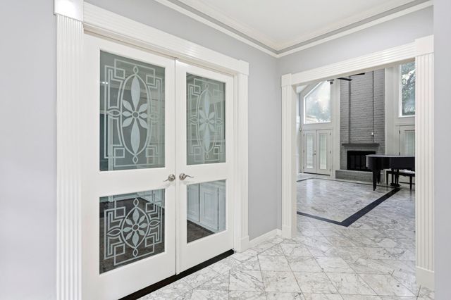 11507 Del Monte Drive, Houston, TX 77077