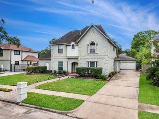 11507 Del Monte Drive, Houston, TX 77077