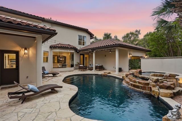 1 Belcourt Pl, San Antonio, TX 78257