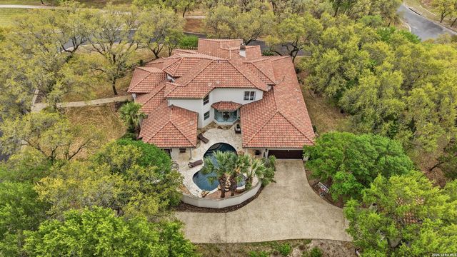 1 Belcourt Pl, San Antonio, TX 78257