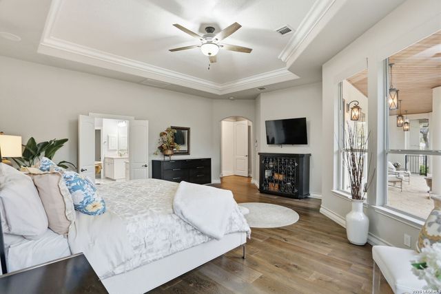 1 Belcourt Pl, San Antonio, TX 78257