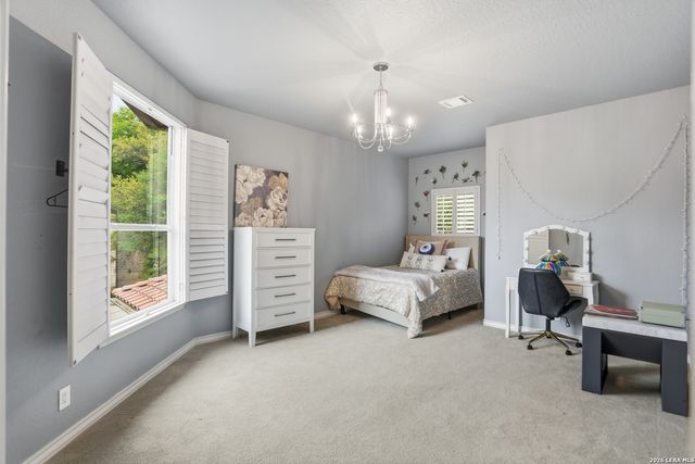 1 Belcourt Pl, San Antonio, TX 78257