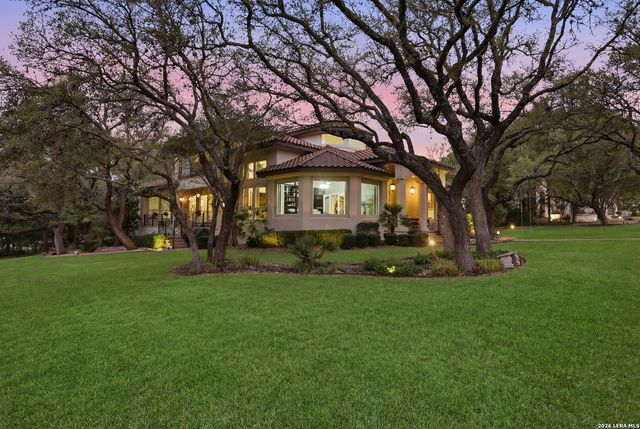 1 Belcourt Pl, San Antonio, TX 78257